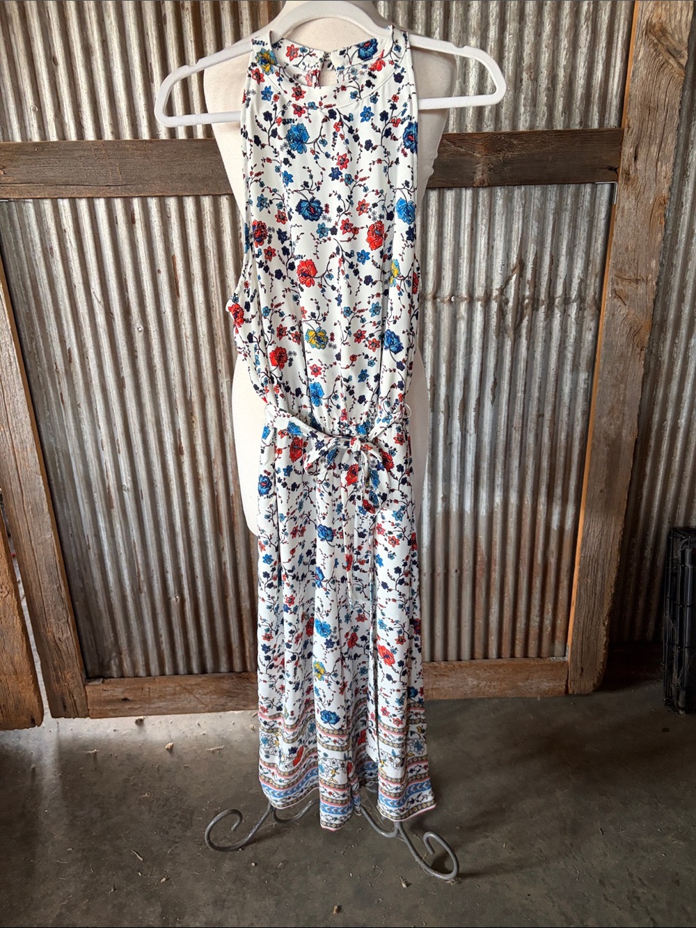 Eyeshadow White Sleeveless Floral Maxi Jumpsuit with Red & Blue Print
